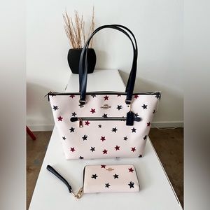 Coach Americana Star Gallery Tote and Wallet